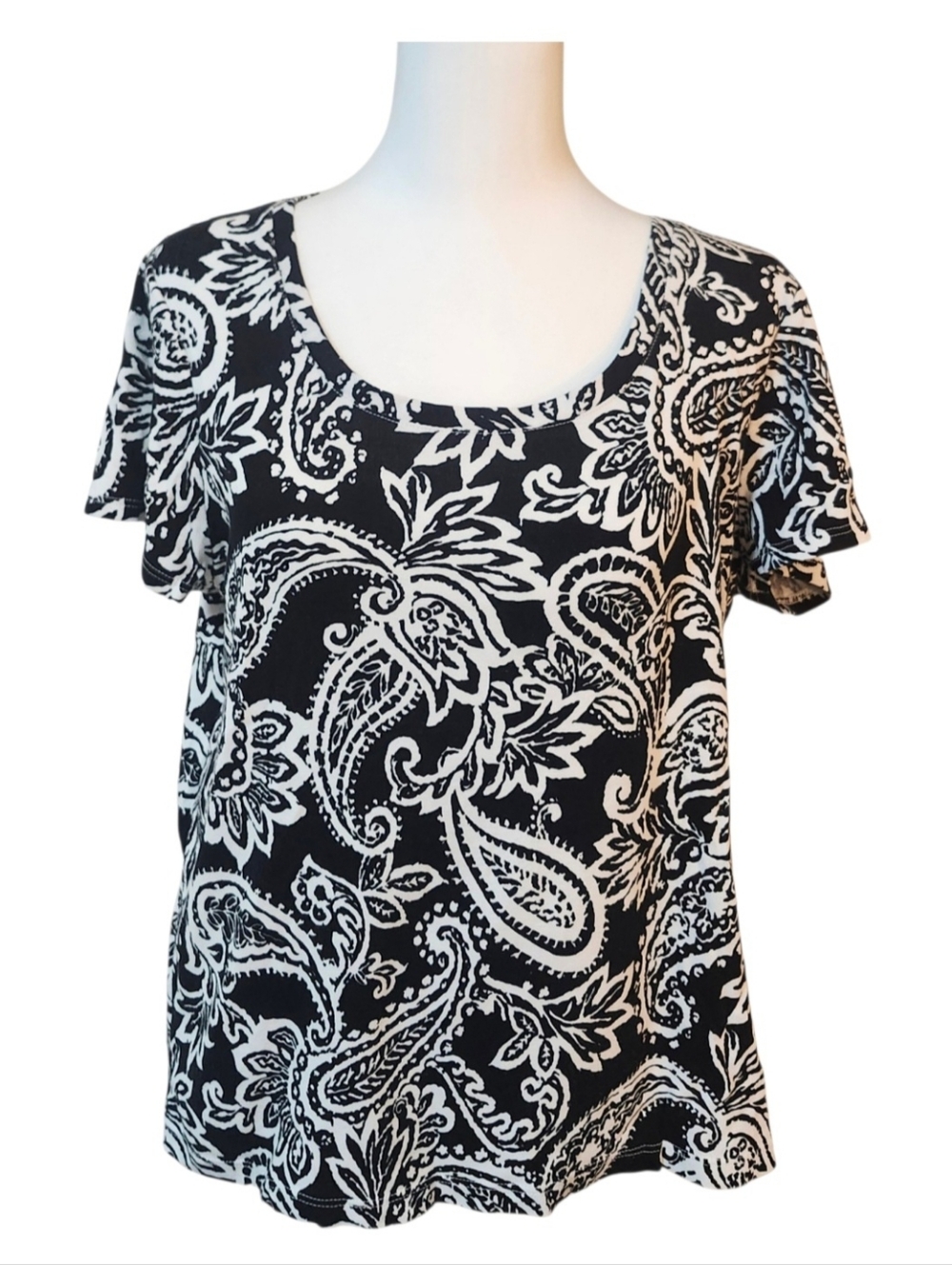 Chico's Black & White Paisley Scoop Neck Women's Top